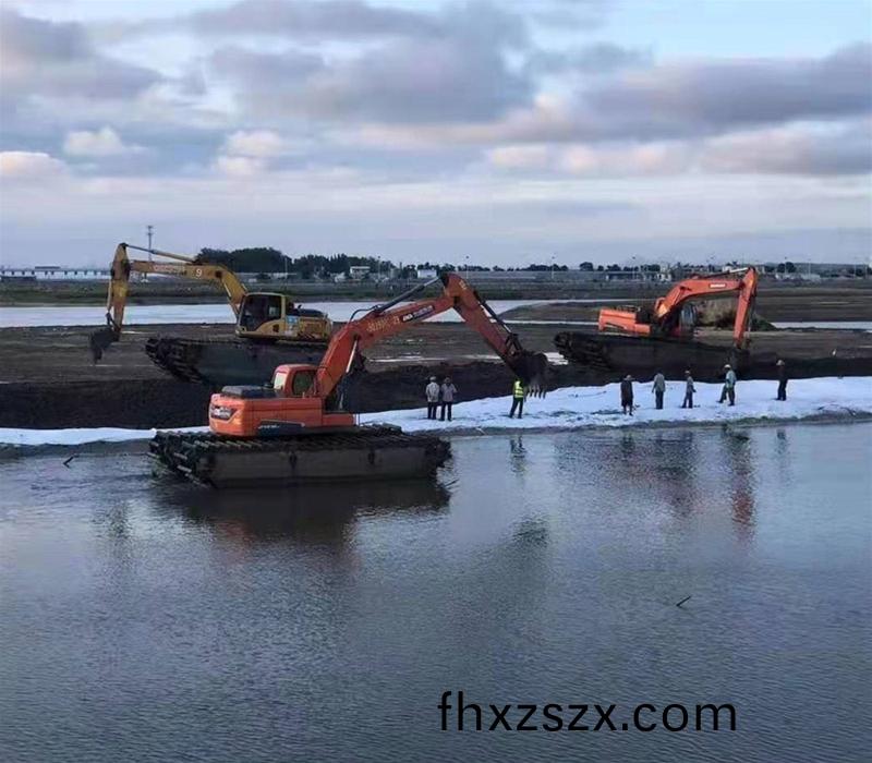 水陸挖(wa)掘(jue)機(ji)2