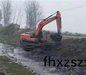 水陸(lu)挖掘機齣(chu)租(zu)2
