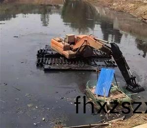 水上挖機